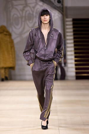 アンドレアス・クロンターラー フォー ヴィヴィアン・ウエストウッド(Andreas Kronthaler for Vivienne Westwood) 2025-26年秋冬ウィメンズ&メンズコレクション  - 写真53