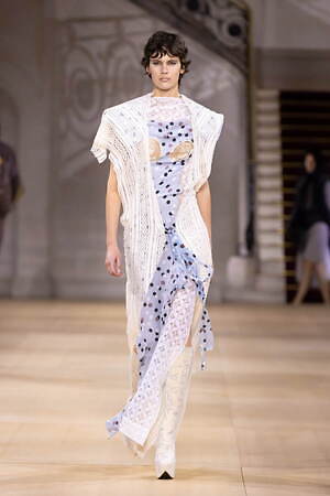 アンドレアス・クロンターラー フォー ヴィヴィアン・ウエストウッド(Andreas Kronthaler for Vivienne Westwood) 2025-26年秋冬ウィメンズ&メンズコレクション  - 写真55