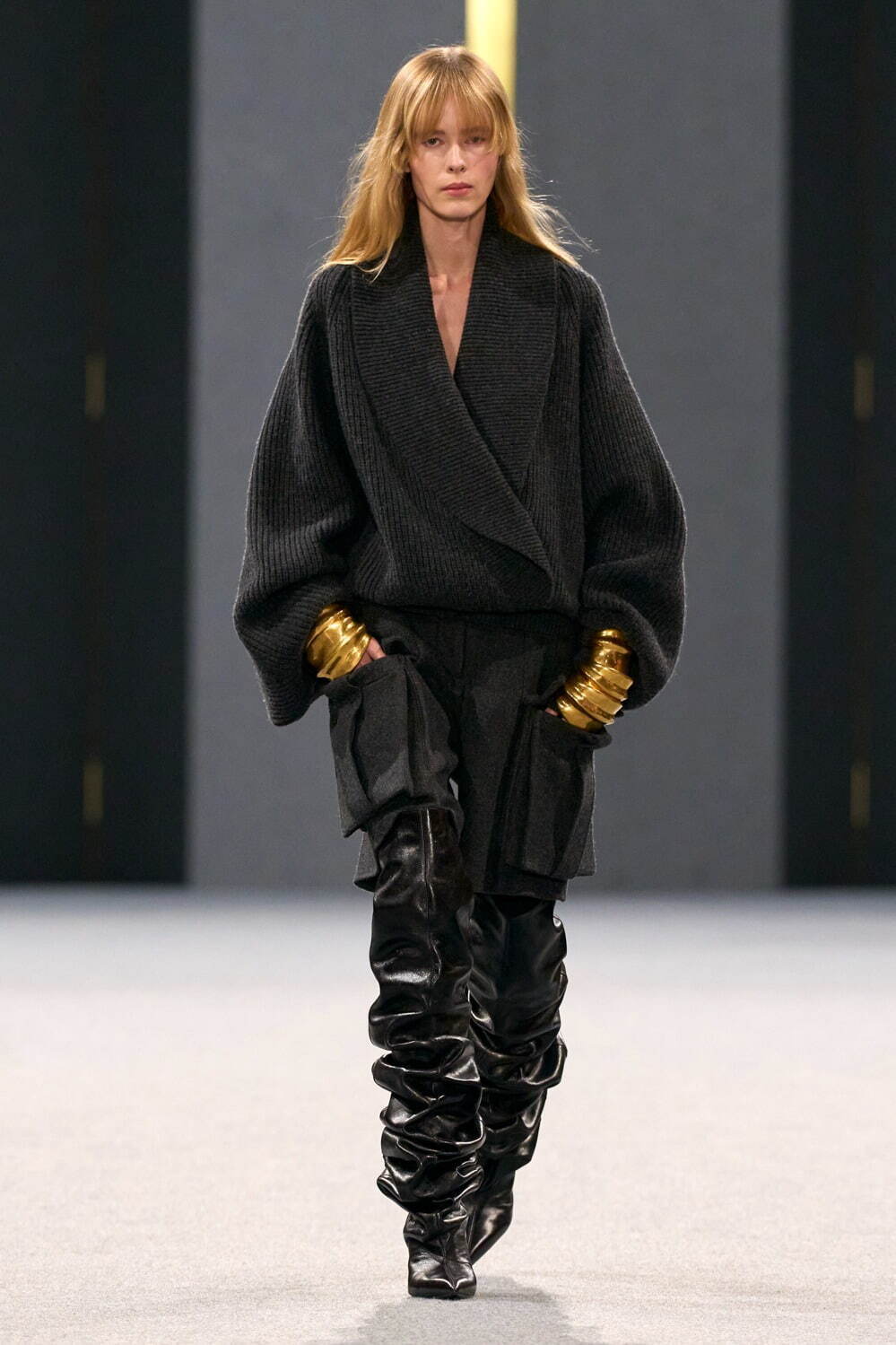 バルマン(BALMAIN) 2025-26年秋冬ウィメンズコレクション バルマン(BALMAIN) 2025-26年秋冬ウィメンズコレクション