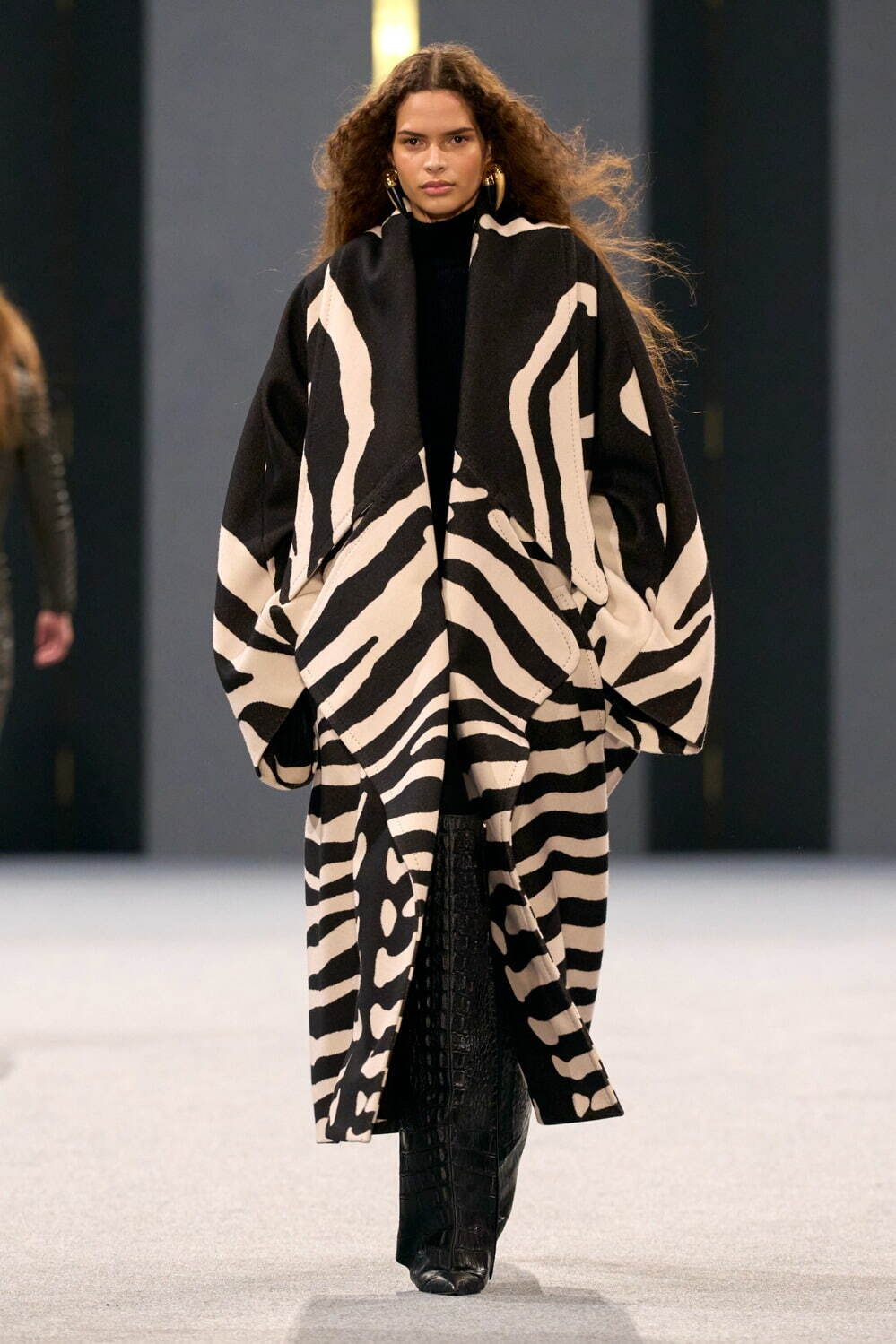 バルマン(BALMAIN) 2025-26年秋冬ウィメンズコレクション  - 写真32