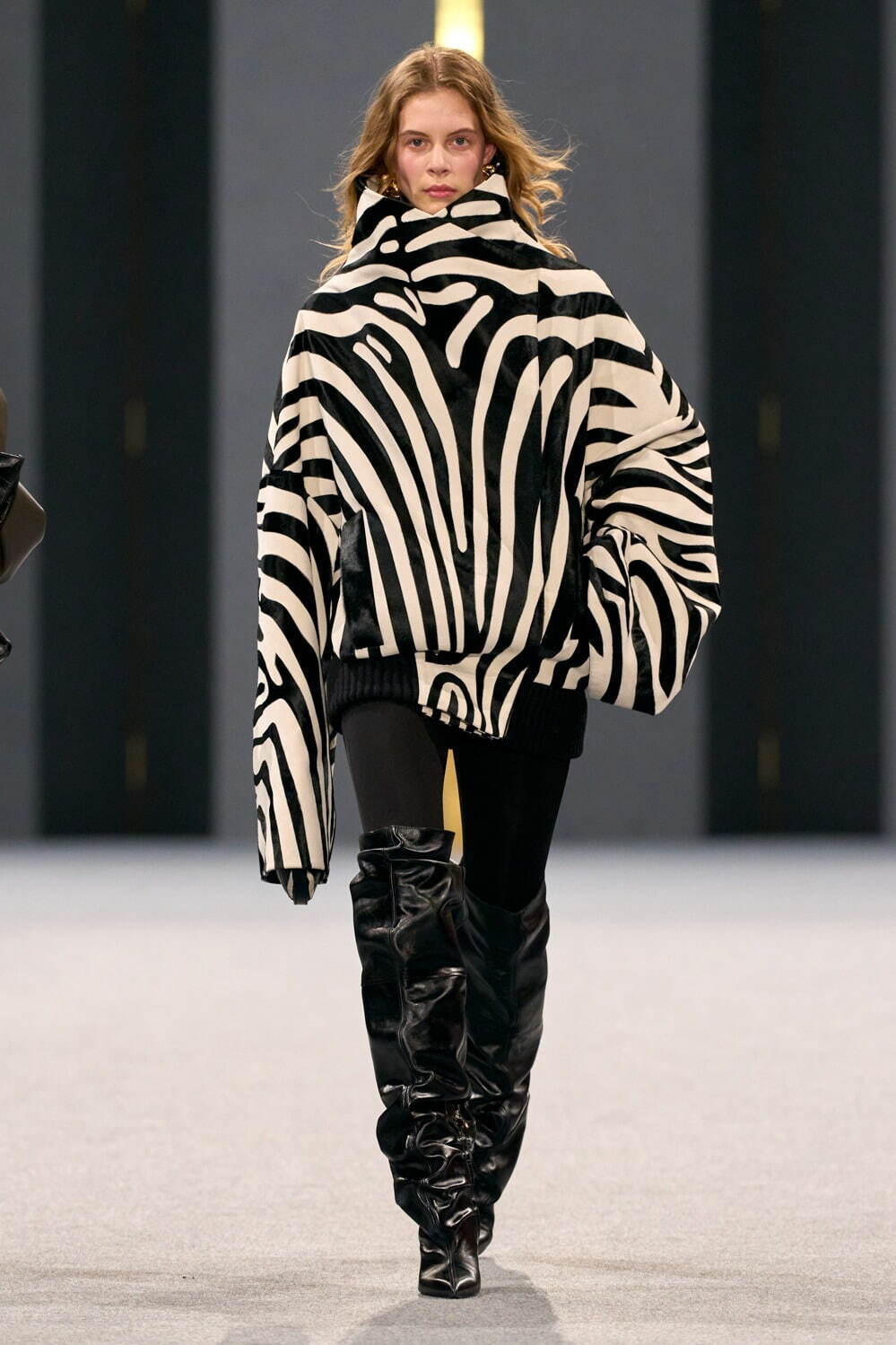 バルマン(BALMAIN) 2025-26年秋冬ウィメンズコレクション  - 写真35