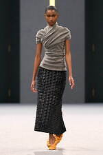 バルマン 2025-26年秋冬ウィメンズコレクション - アフリカとパリの融合｜写真5