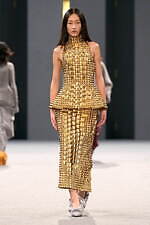 バルマン 2025-26年秋冬ウィメンズコレクション - アフリカとパリの融合｜写真12