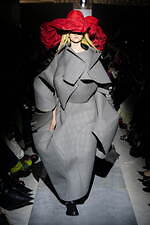 コム デ ギャルソン 2025年秋冬コレクション - 渦動する感覚｜写真2