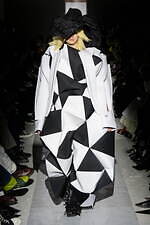 コム デ ギャルソン 2025年秋冬コレクション - 渦動する感覚｜写真18