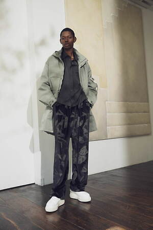 リヒト・ベシュトレーベン(Licht Bestreben) 2025-26年秋冬メンズコレクション  - 写真17