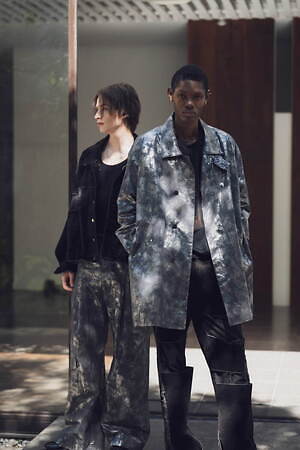 リヒト・ベシュトレーベン(Licht Bestreben) 2025-26年秋冬メンズコレクション  - 写真23