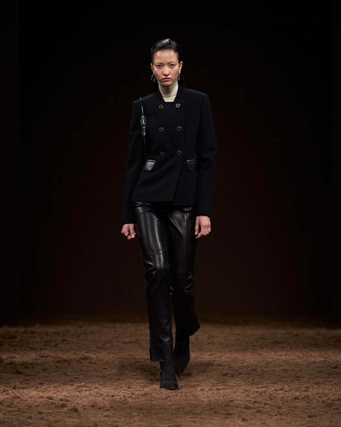 エルメス(HERMÈS) 2025-26年秋冬ウィメンズコレクション  - 写真19