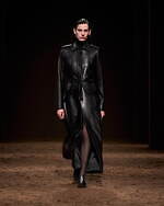 エルメス 25年秋冬ウィメンズコレクション - 端正にまとう、レザーとフェルトのあたたかな調和｜写真18