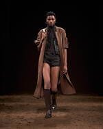 エルメス 25年秋冬ウィメンズコレクション - 端正にまとう、レザーとフェルトのあたたかな調和｜写真51