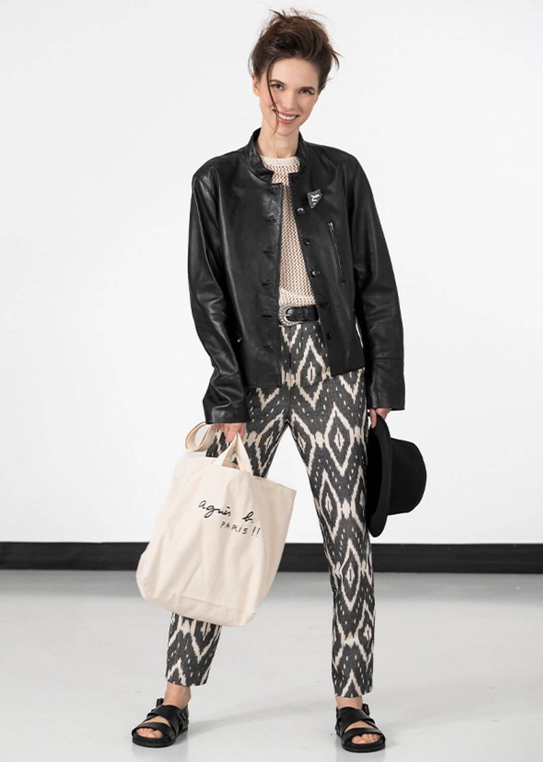 アニエスベー 2025年春夏｜female ノーカラージャケット