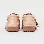 エンダースキーマとティンバーランドが初コラボ、“メダリオン入りキルト”のレザーデッキシューズ｜写真8