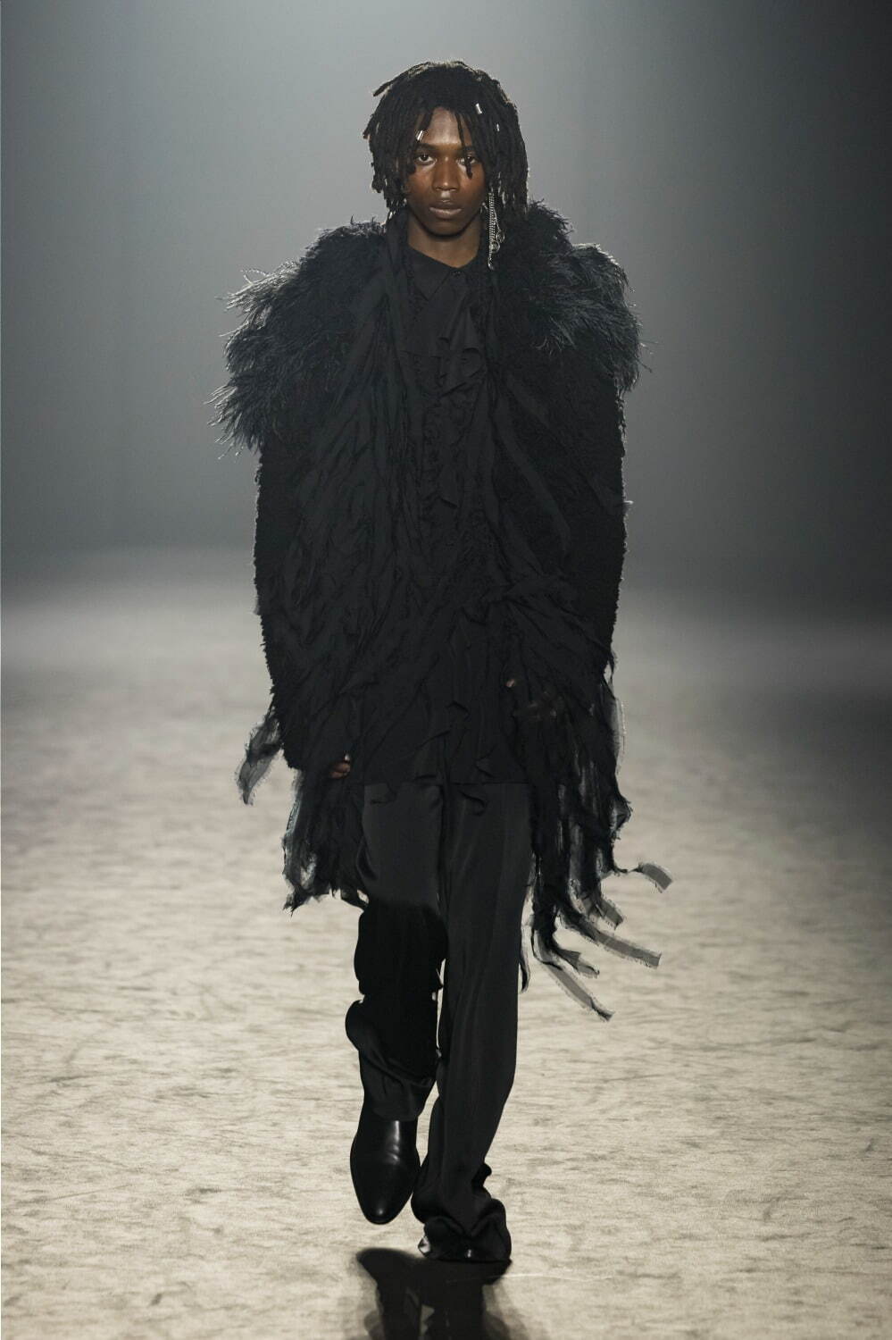 アン ドゥムルメステール(ANN DEMEULEMEESTER) 2025-26年秋冬ウィメンズコレクション  - 写真10