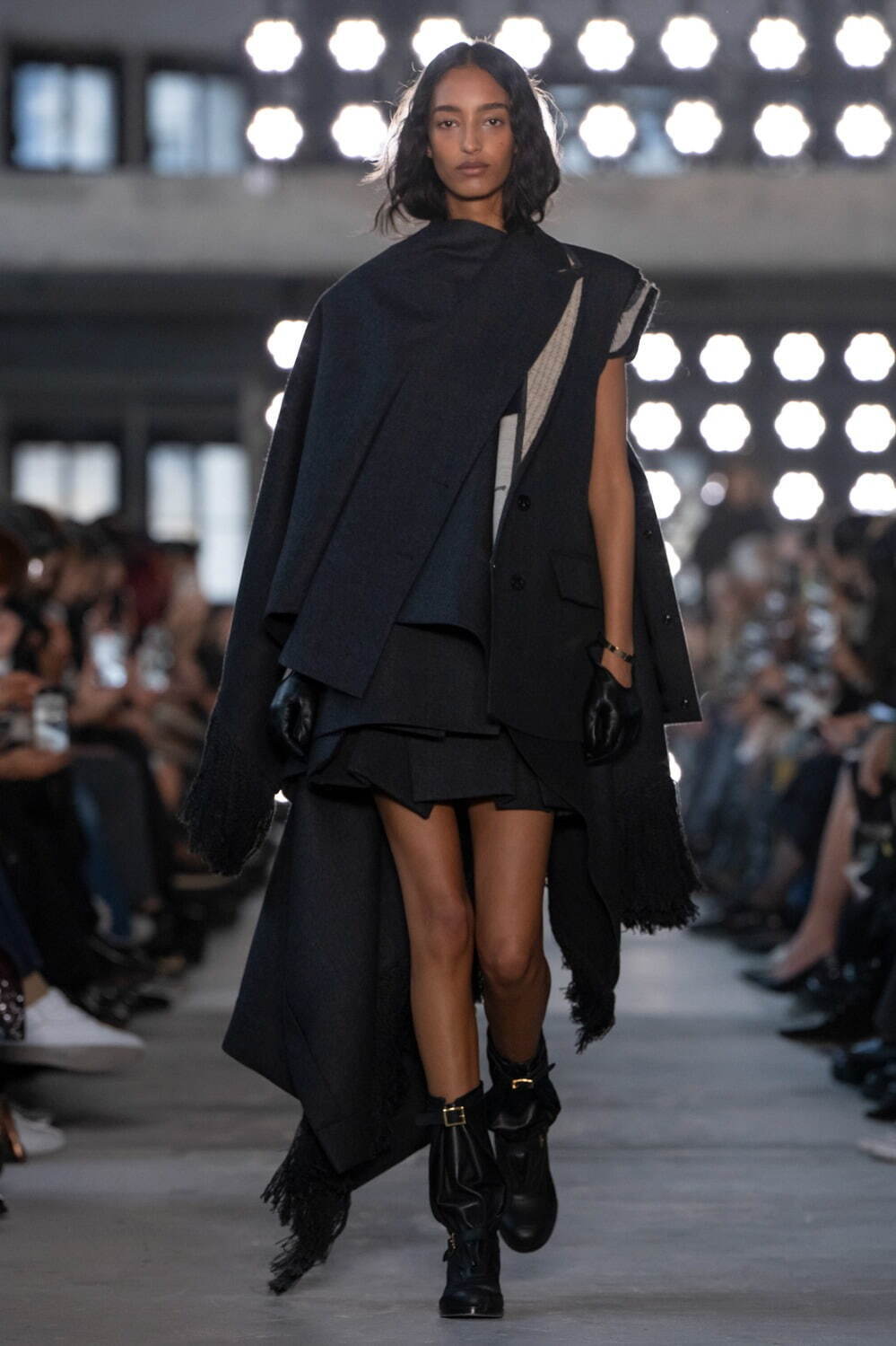 Sacai プリーツ スカート | ブラック | FARFETCH JP
