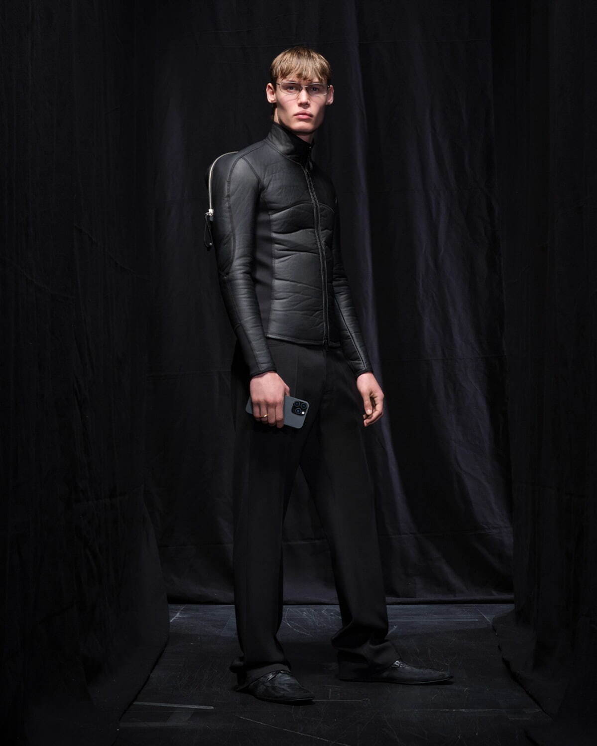 バレンシアガ(BALENCIAGA) 2025年冬ウィメンズ&メンズコレクション  - 写真13