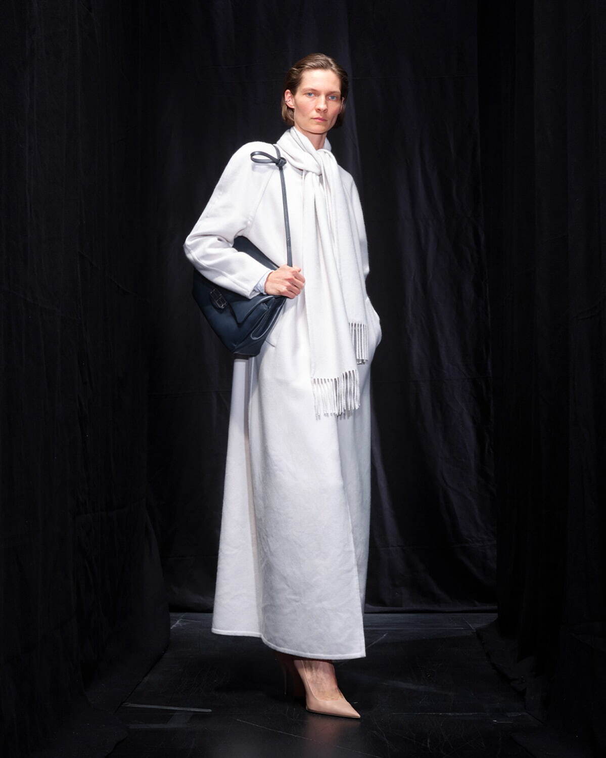 バレンシアガ(BALENCIAGA) 2025年冬ウィメンズ&メンズコレクション  - 写真20