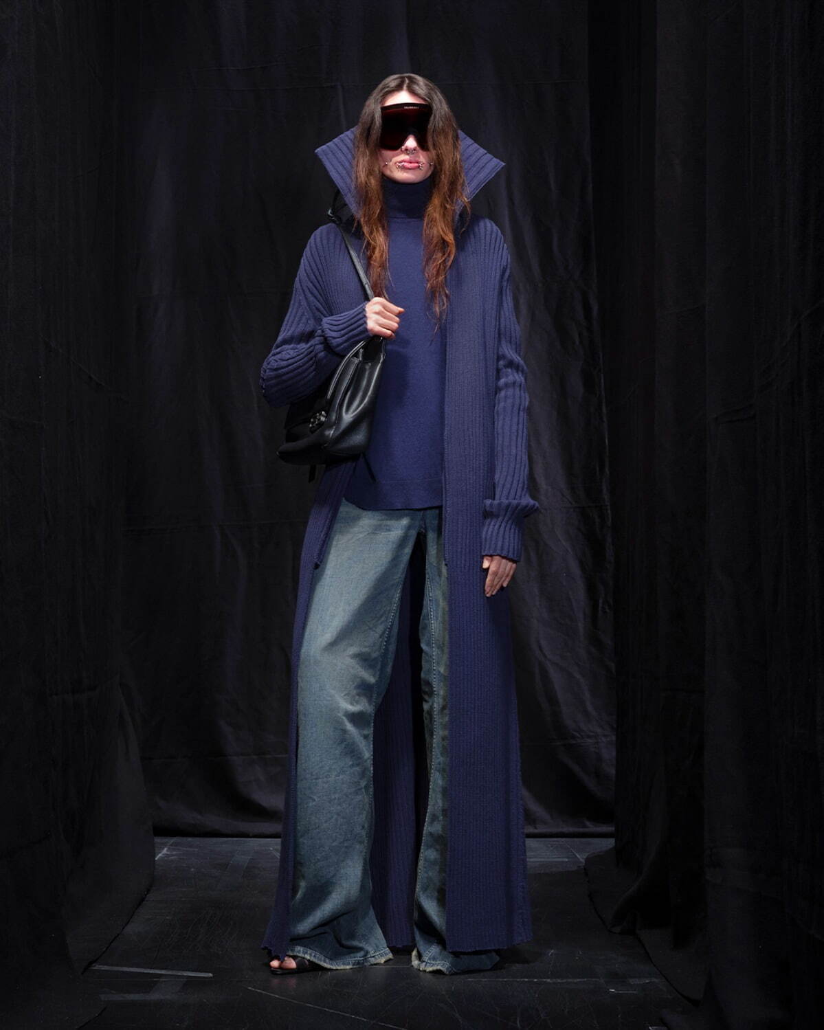 バレンシアガ(BALENCIAGA) 2025年冬ウィメンズ&メンズコレクション  - 写真22