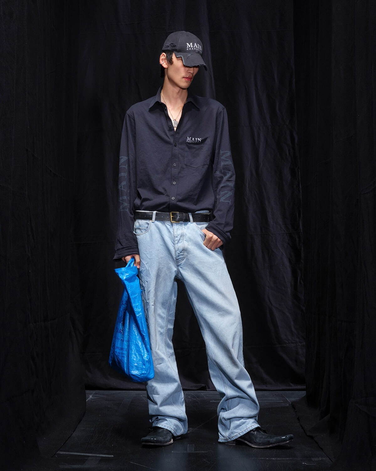 バレンシアガ(BALENCIAGA) 2025年冬ウィメンズ&メンズコレクション  - 写真25