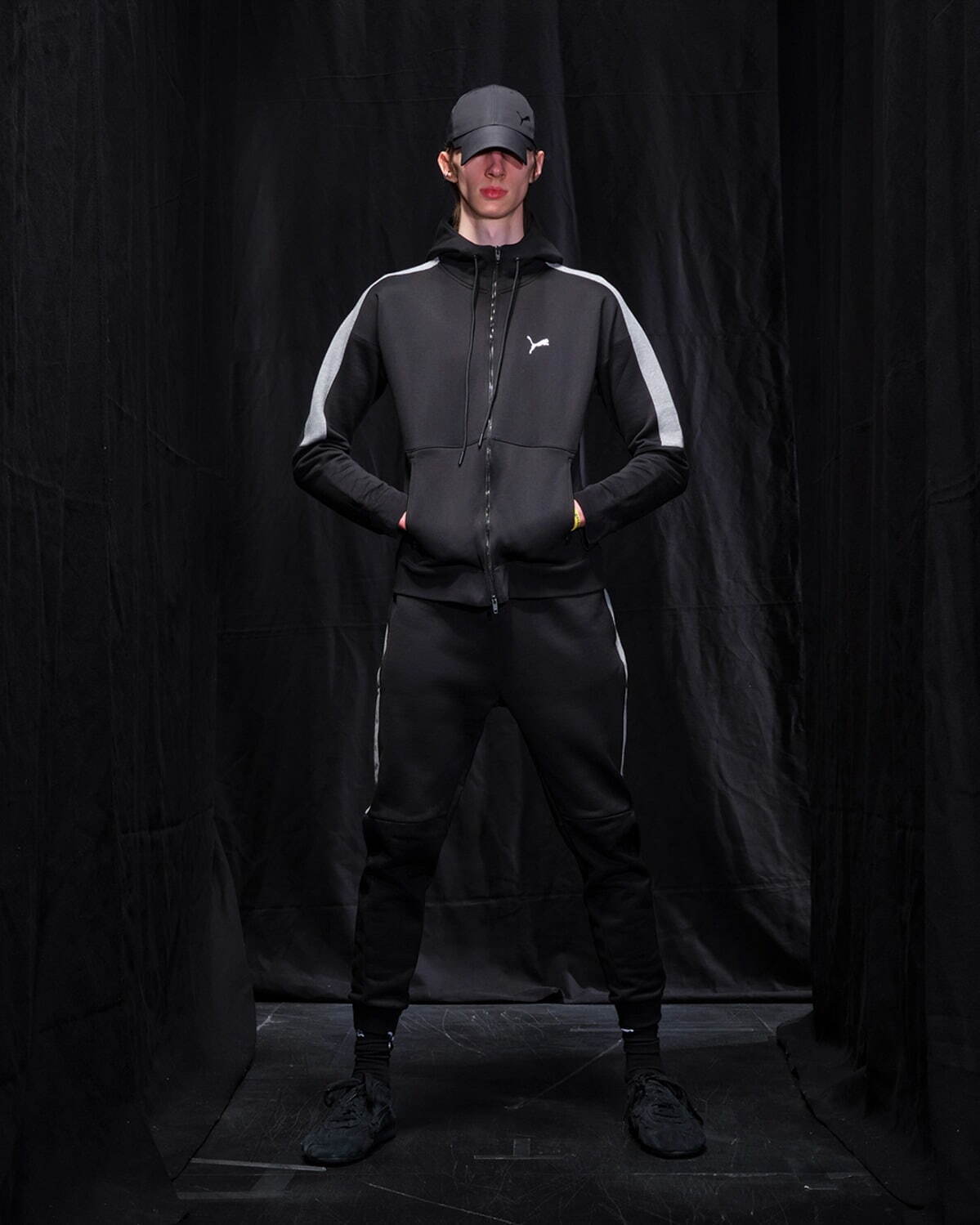 バレンシアガ(BALENCIAGA) 2025年冬ウィメンズ&メンズコレクション  - 写真60
