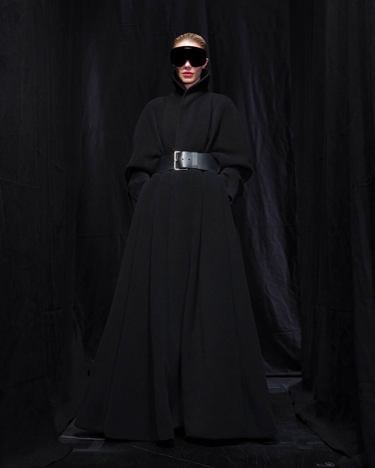 バレンシアガ(BALENCIAGA) 2025年冬ウィメンズ&メンズコレクション  - 写真72