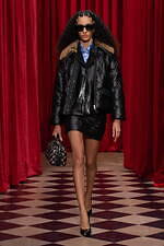 マリーン・セル 2025-26年秋冬コレクション - 幻想と現実の狭間、力強く官能的な装い｜写真18