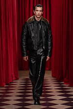 マリーン・セル 2025-26年秋冬コレクション - 幻想と現実の狭間、力強く官能的な装い｜写真19