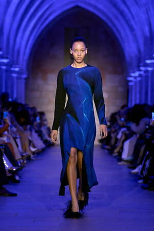 アクリス(Akris) 2025年春夏ウィメンズコレクション  - 写真1