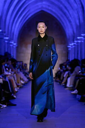 アクリス(Akris) 2025年春夏ウィメンズコレクション  - 写真10