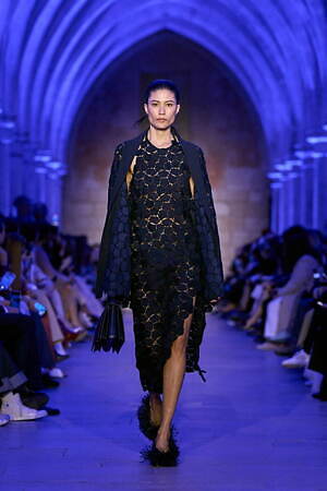 アクリス(Akris) 2025年春夏ウィメンズコレクション  - 写真35