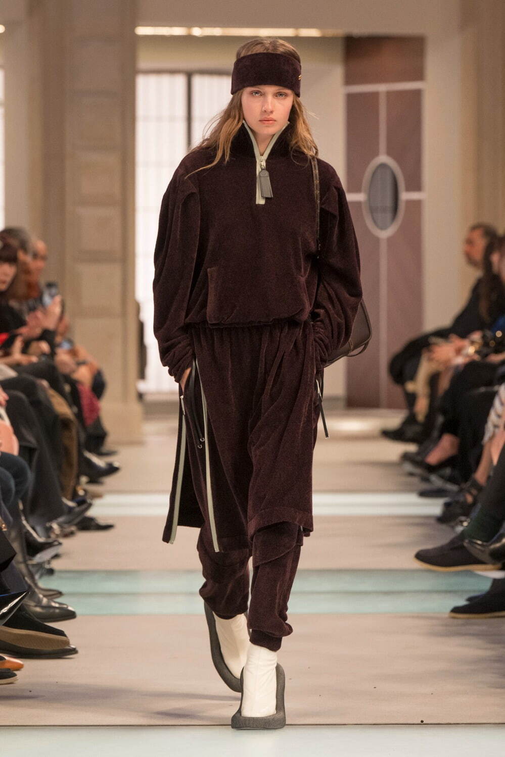 ルイ・ヴィトン(LOUIS VUITTON) 2025-26年秋冬ウィメンズコレクション  - 写真16