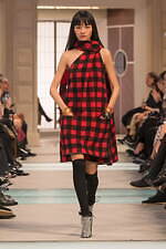 ルイ・ヴィトン 25-26年秋冬ウィメンズコレクション、“秘密の駅”で生まれるストーリーとメゾンの旅｜写真10