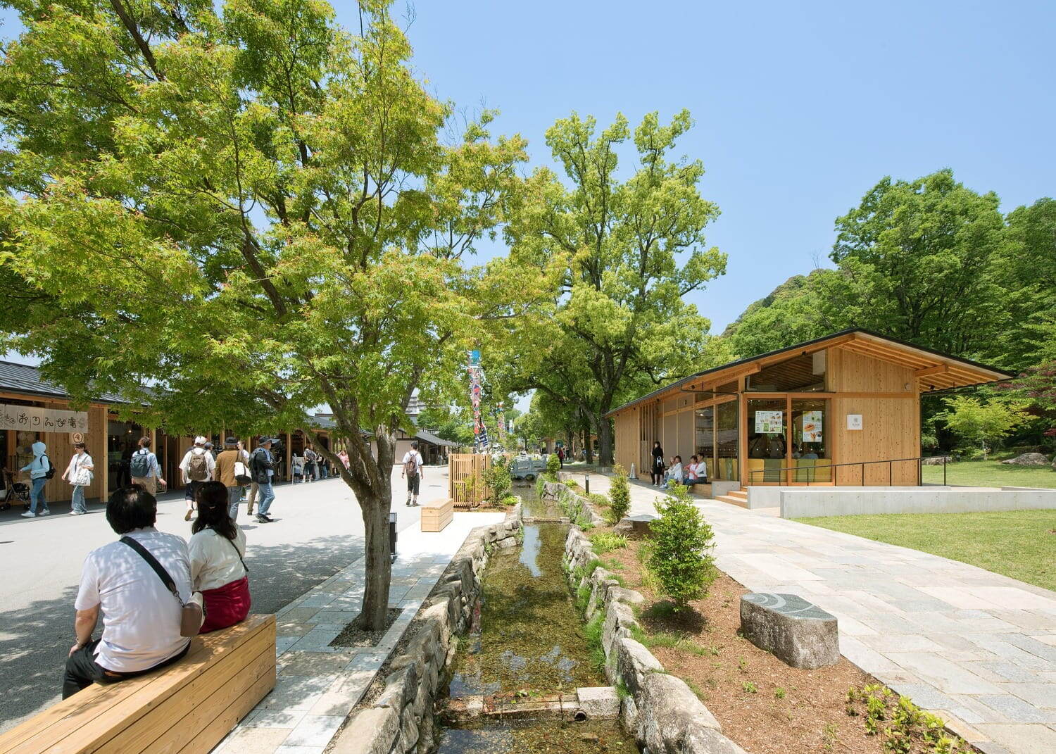 「岐阜城楽市」岐阜公園内に“ご当地フード”が集う商業施設、レストラン＆カフェなど11店舗｜写真3
