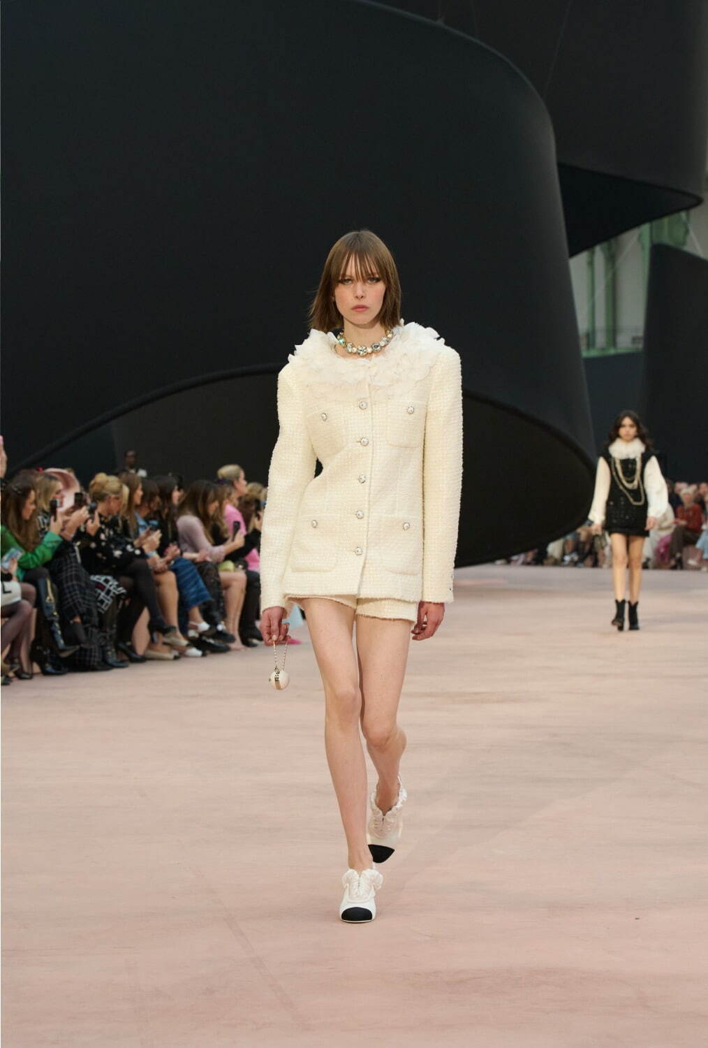 シャネル(CHANEL) 2025-26年秋冬ウィメンズコレクション  - 写真12