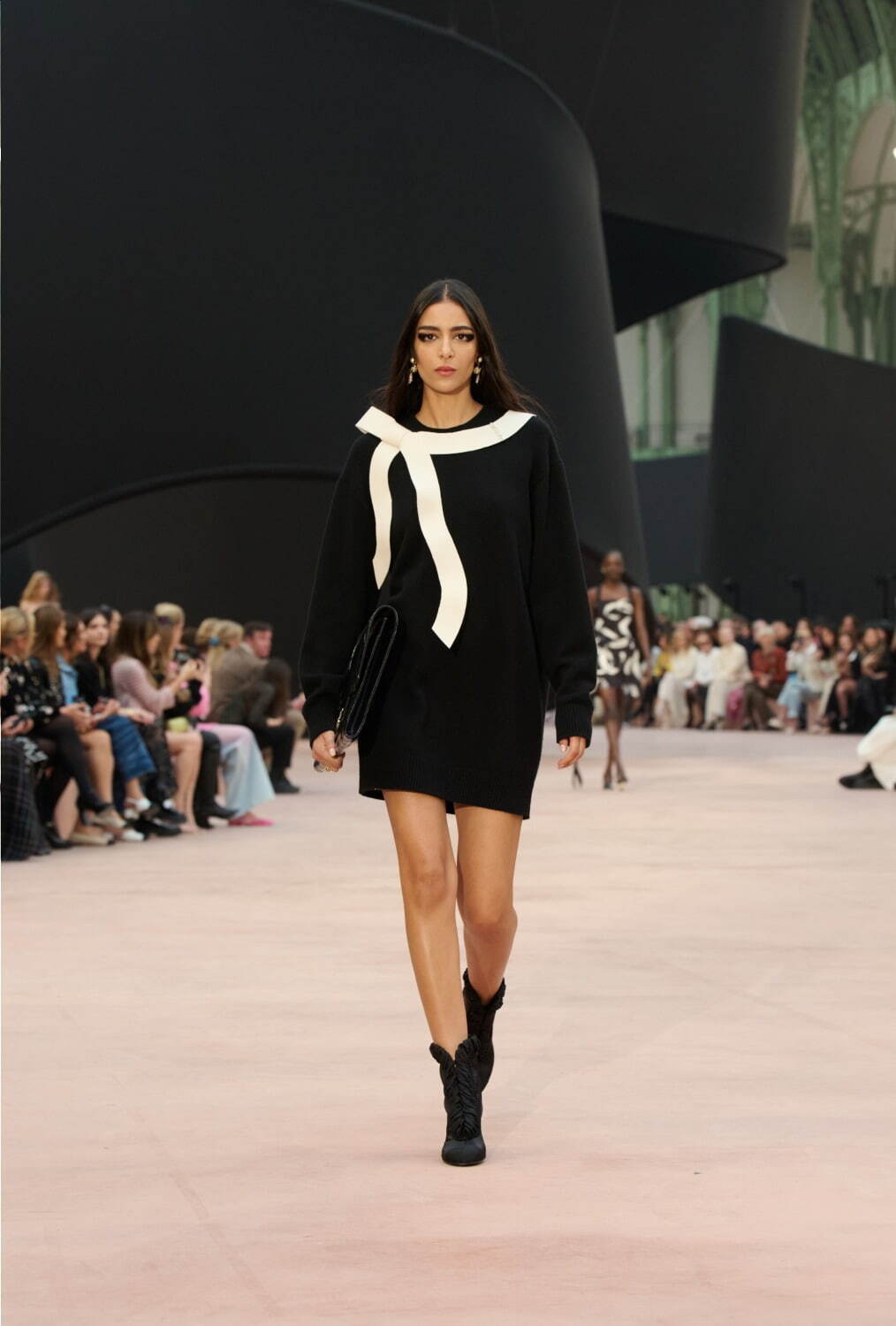 シャネル(CHANEL) 2025-26年秋冬ウィメンズコレクション  - 写真44