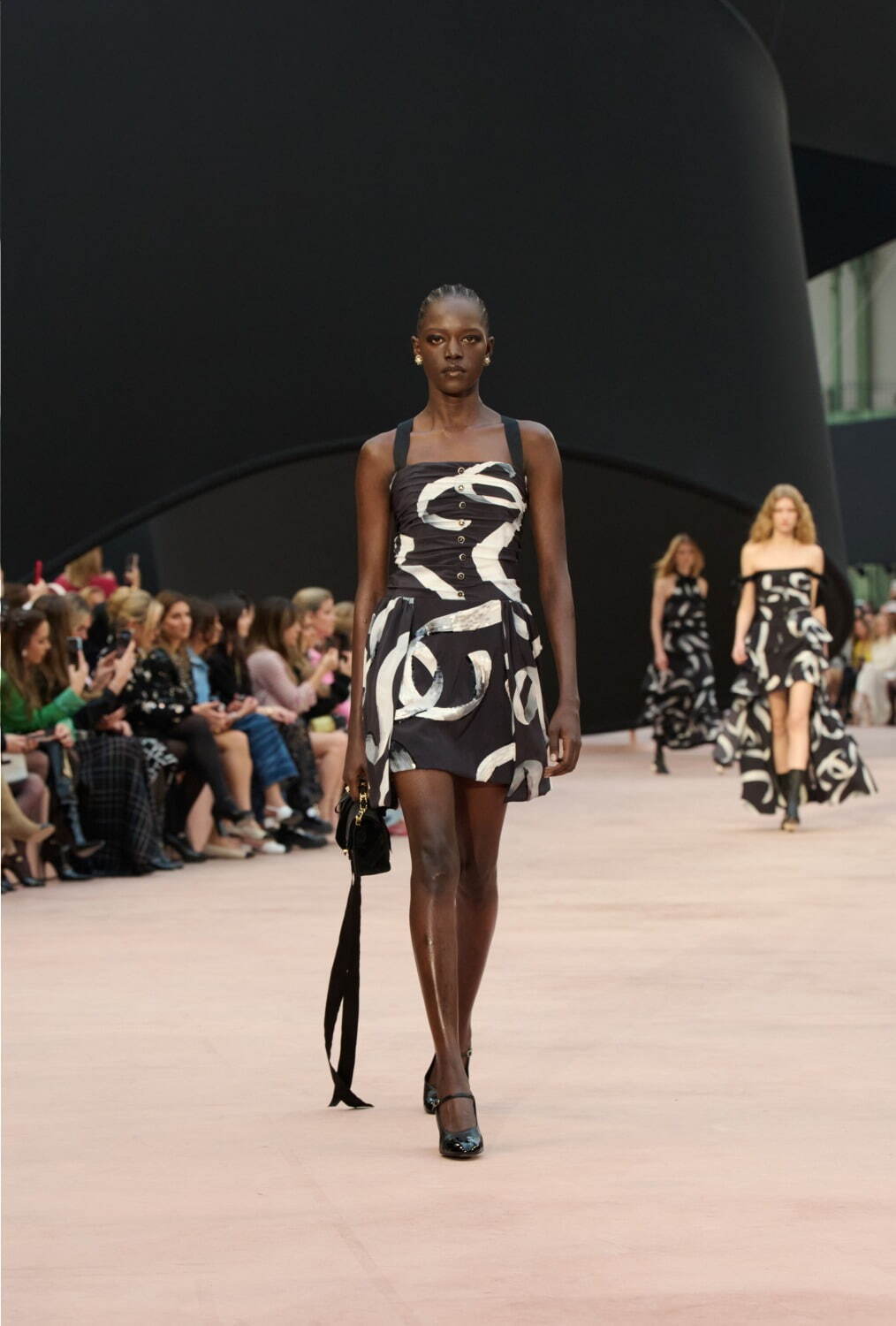 シャネル(CHANEL) 2025-26年秋冬ウィメンズコレクション  - 写真45