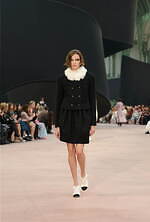 シャネル 2025年秋冬コレクション - 相反するものが軽やかに戯れる“想像力の世界”｜写真11