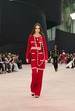 シャネル 2025年秋冬コレクション - 相反するものが軽やかに戯れる“想像力の世界”｜写真29