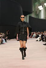 シャネル 2025年秋冬コレクション - 相反するものが軽やかに戯れる“想像力の世界”｜写真38