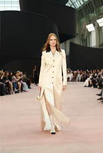 シャネル 2025年秋冬コレクション - 相反するものが軽やかに戯れる“想像力の世界”｜写真68