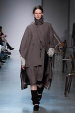 ウジョー 2025-26年秋冬コレクション - スクールファッションから外れた自己表現｜写真7