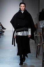 ウジョー 2025-26年秋冬コレクション - スクールファッションから外れた自己表現｜写真38