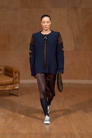 ジュリー ケーゲル(Julie Kegels) 2025-26年秋冬ウィメンズコレクション  - 写真6