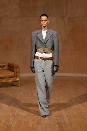 ジュリー ケーゲル(Julie Kegels) 2025-26年秋冬ウィメンズコレクション  - 写真9