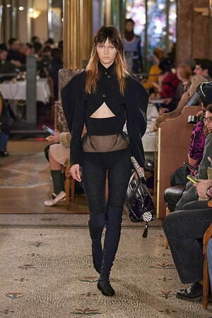 キコ・コスタディノフ(KIKO KOSTADINOV) 2025-26年秋冬ウィメンズコレクション  - 写真4