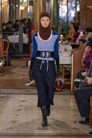 キコ・コスタディノフ(KIKO KOSTADINOV) 2025-26年秋冬ウィメンズコレクション  - 写真5