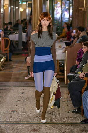 キコ・コスタディノフ(KIKO KOSTADINOV) 2025-26年秋冬ウィメンズコレクション  - 写真7