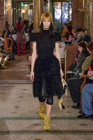 キコ・コスタディノフ(KIKO KOSTADINOV) 2025-26年秋冬ウィメンズコレクション  - 写真18