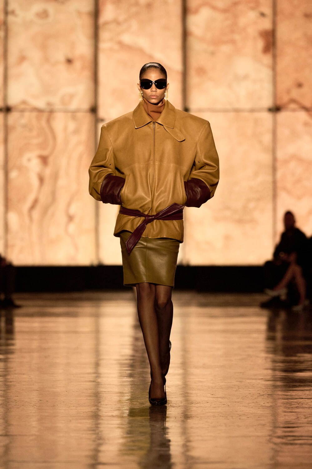 サンローラン(Saint Laurent) 2025年冬ウィメンズコレクション  - 写真29