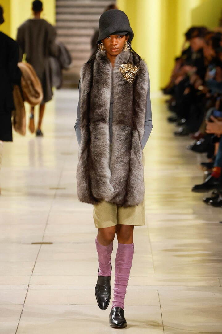 ミュウミュウ 2025-26年秋冬	<span>コレクション</span> - 写真5