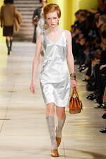 ミュウミュウ(MIU MIU) フェミニニティ｜写真35